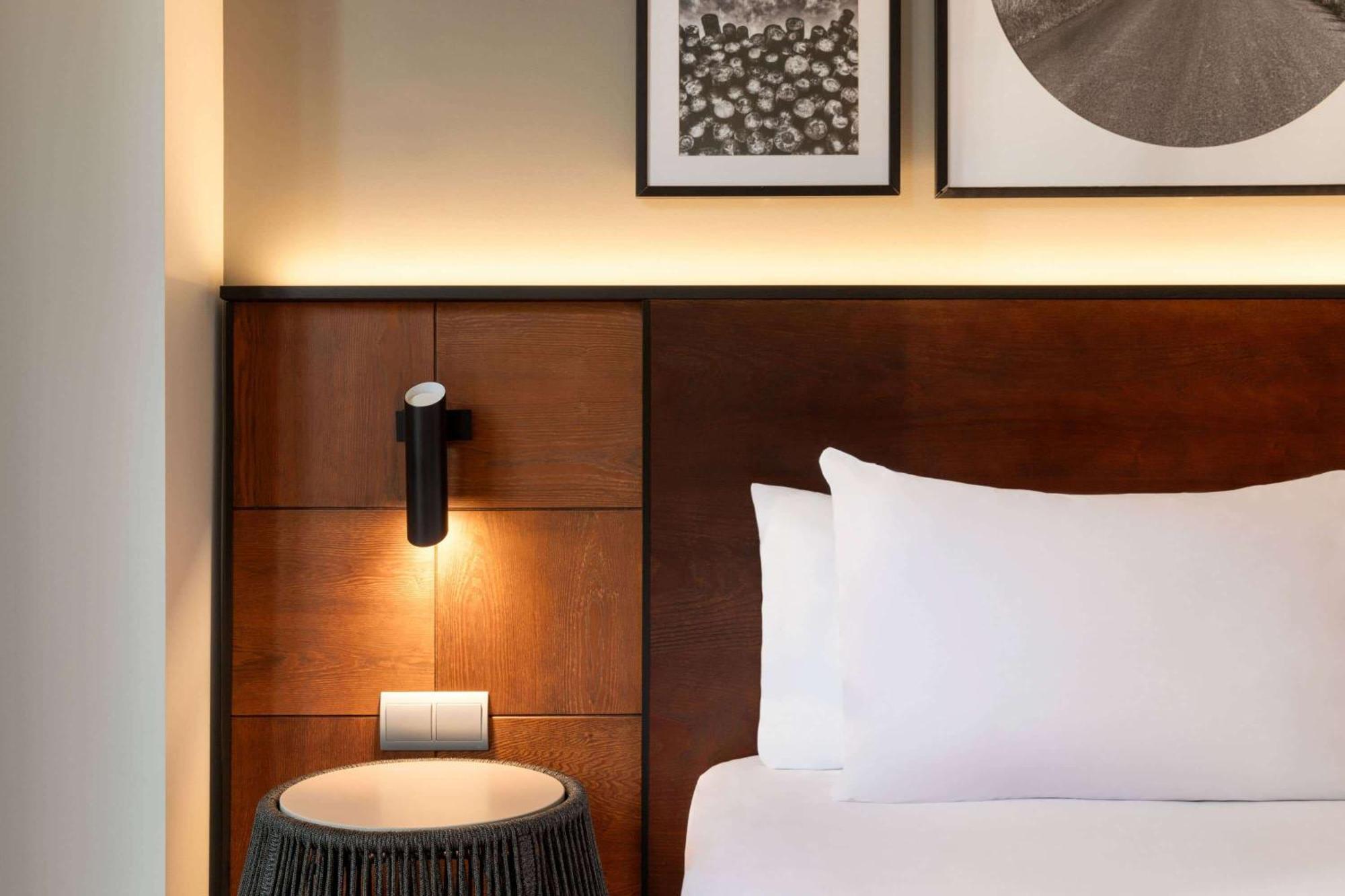 Dolce By Wyndham Barcelona Resort Sant Esteve Sesrovires Exterior foto